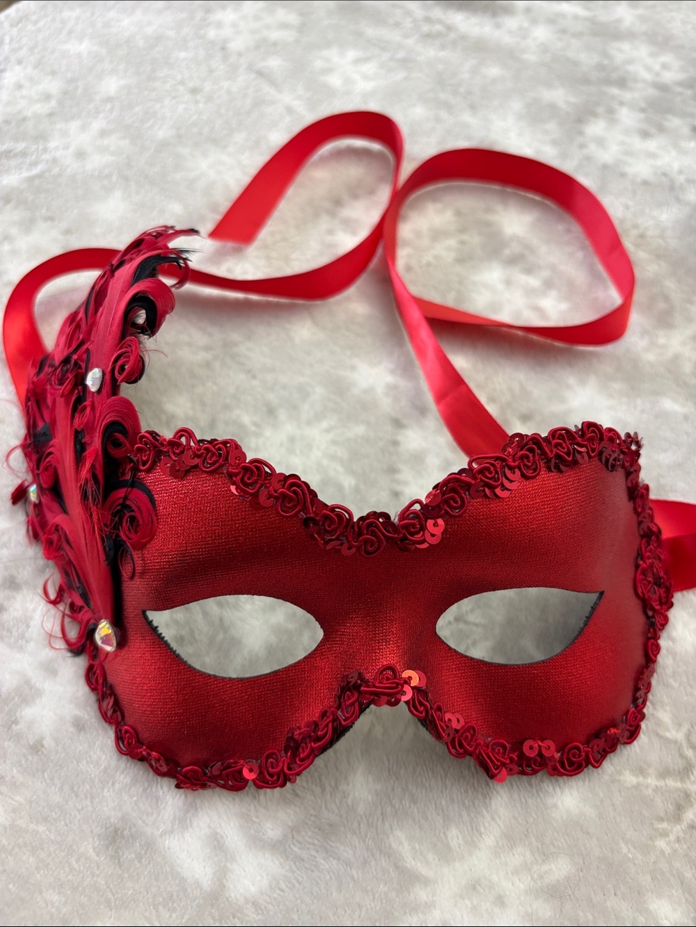 Red Feathered Satin Masquerade Mask - Elegant Party Eye Mask